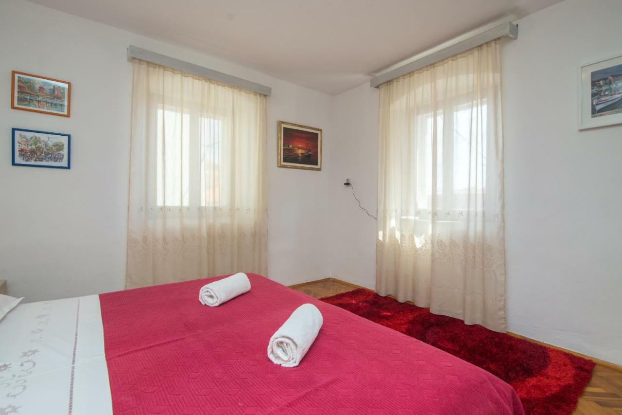 House Lotties Villa Stari Grad  Bagian luar foto